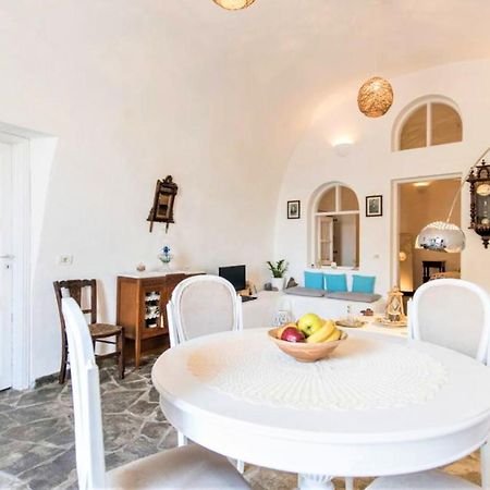 Вилла Bioclimatic Cave House Santorini Вотон Экстерьер фото