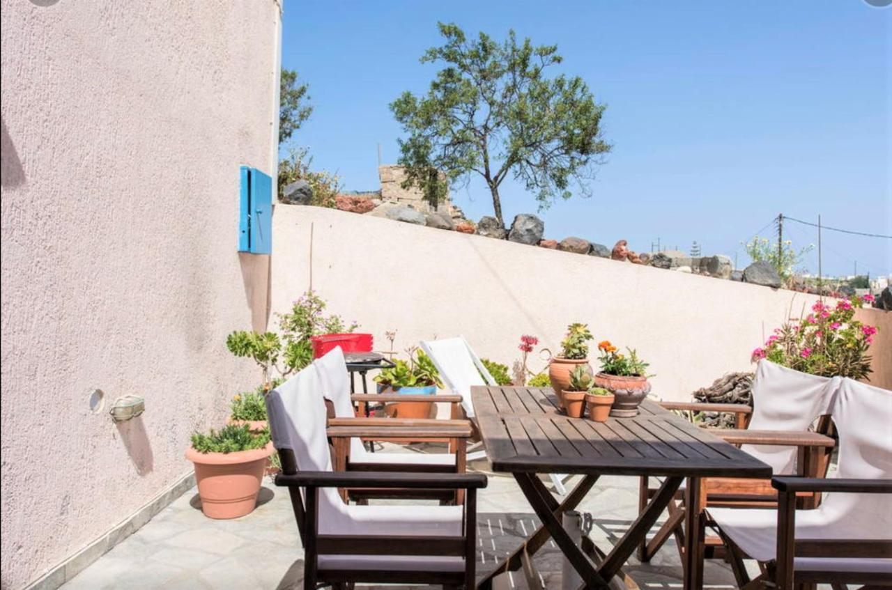 Вилла Bioclimatic Cave House Santorini Вотон Экстерьер фото