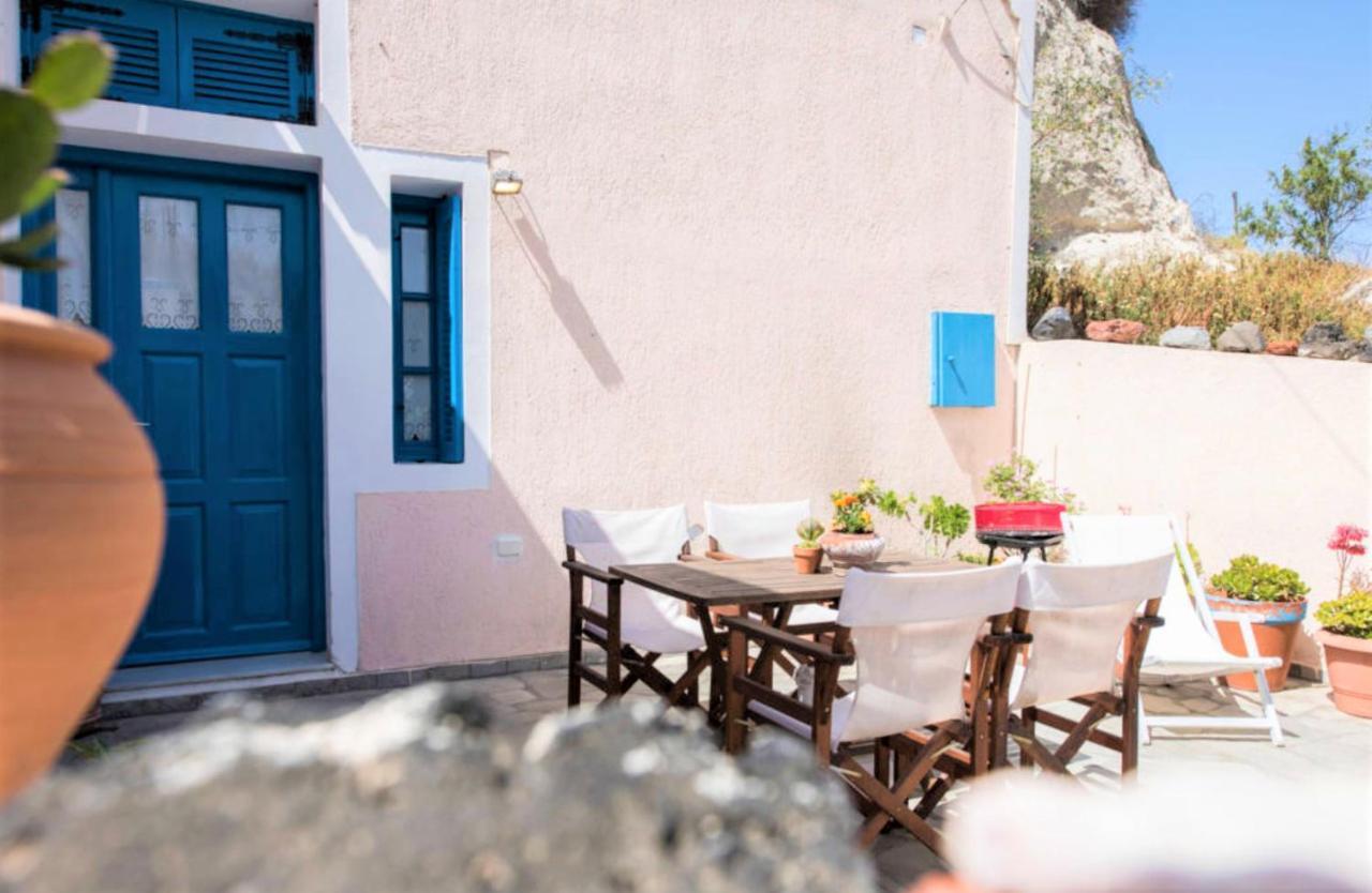Вилла Bioclimatic Cave House Santorini Вотон Экстерьер фото