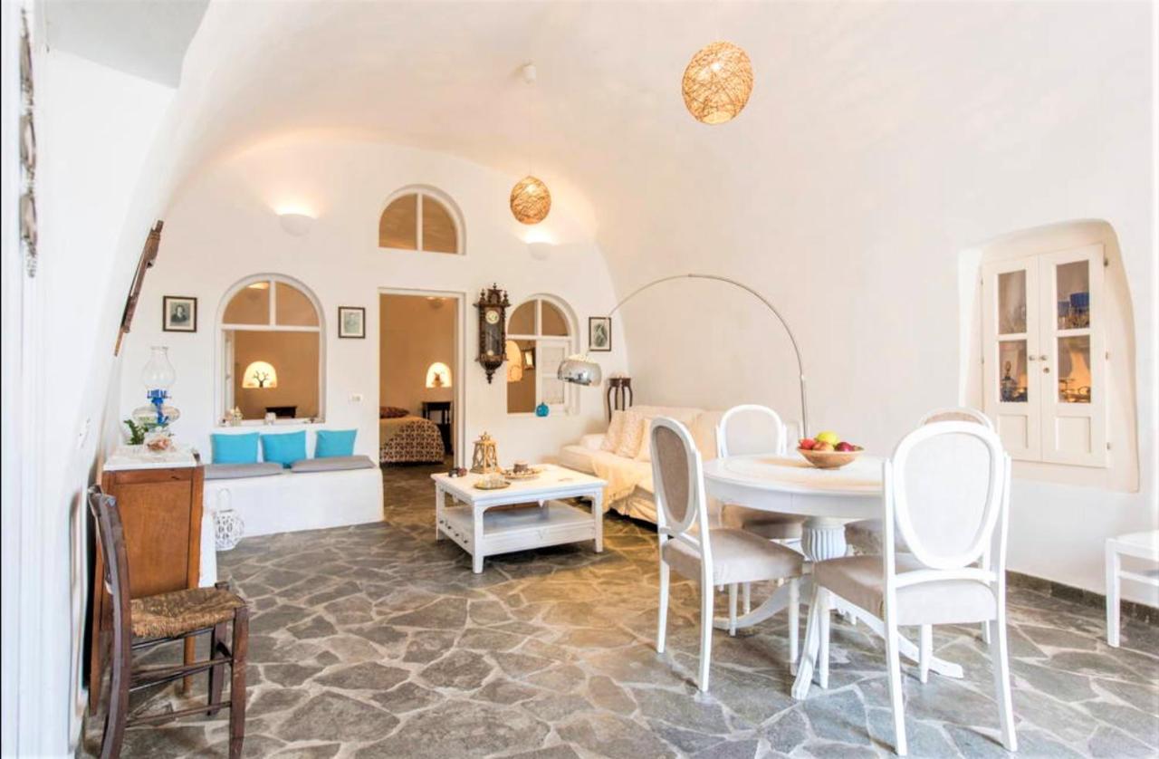 Вилла Bioclimatic Cave House Santorini Вотон Экстерьер фото